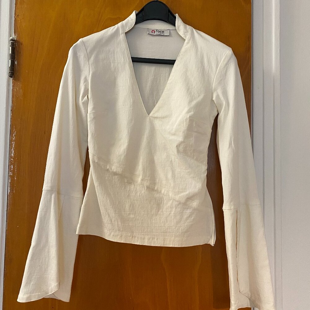 Unique Dollface White Top